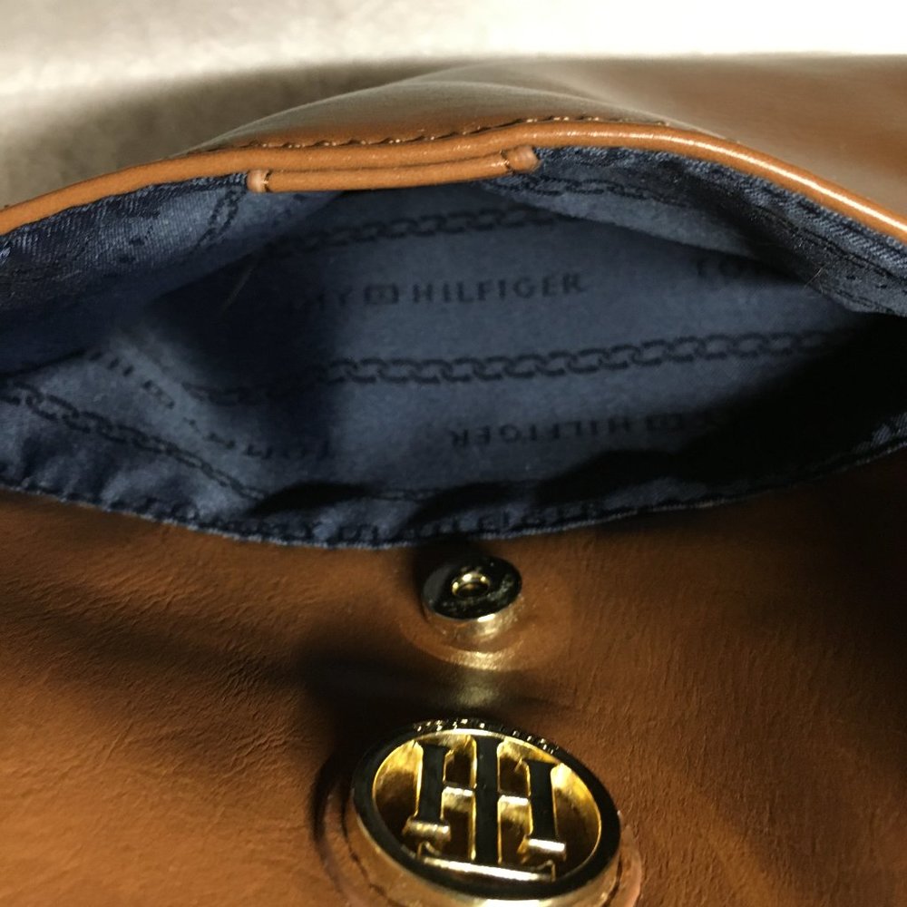 Tommy Hilfiger Tote - tan - Picture 4 of 7